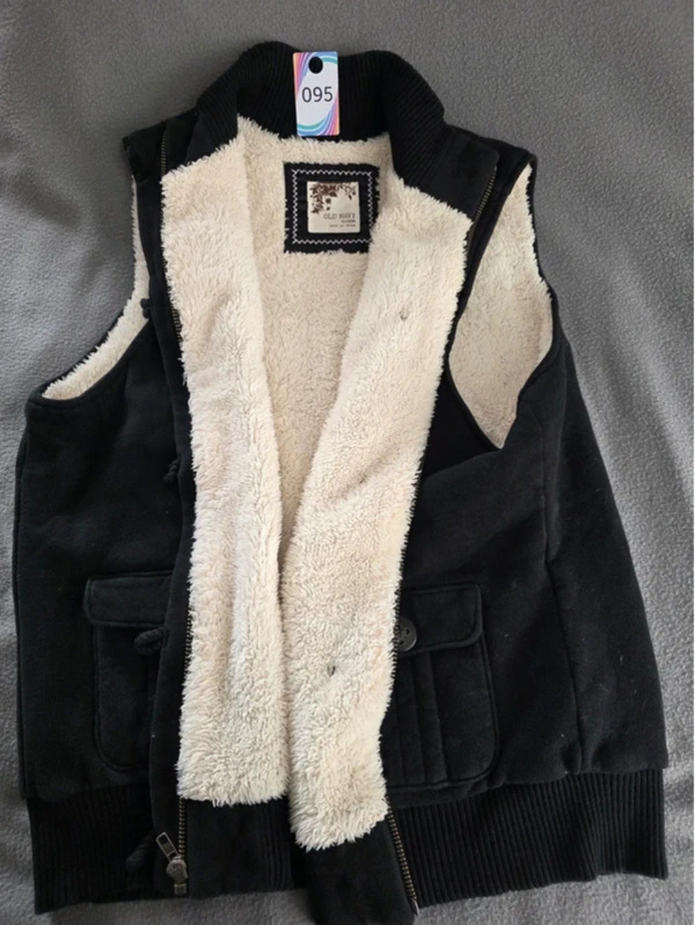 Old Navy women’s black sherpa lined utility vest size XL